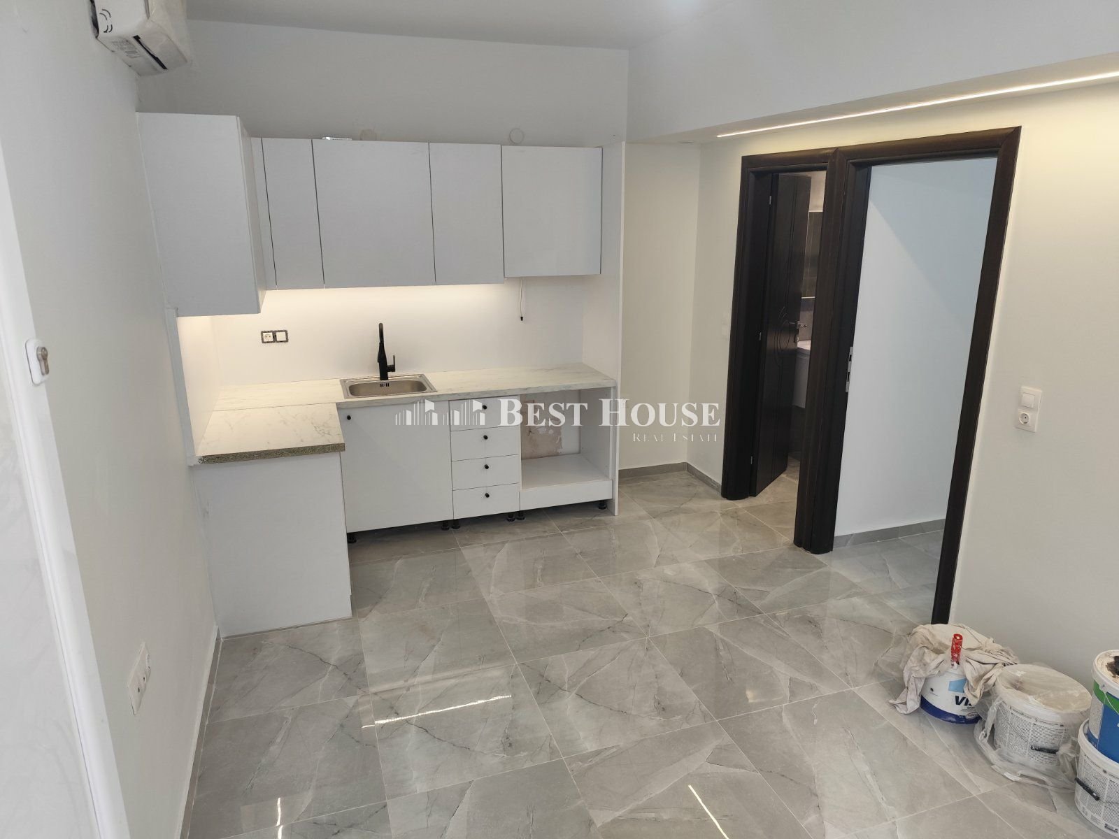 Γκαρσονιέρα, 30τμ, Λ7407