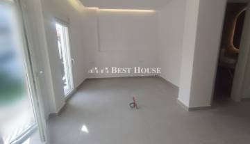 5 L7460.jpg